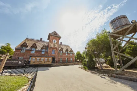 PortAventura Hotel Gold River -Includes unlimited access PortAventura Park & 1 access Ferrari Land