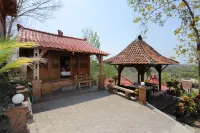 NewAlasKuliner & HomestayWatulumbung Hotels near Laguna View Muara Opak(꧋ꦭꦒꦸꦤꦮ꦳ꦶꦪꦺꦮ꧀ꦩꦸꦮꦫꦎꦥꦏ꧀)