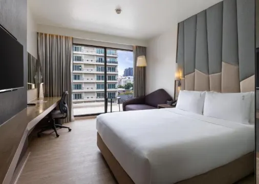 ห้องควีนไซส์มาตรฐานพร้อมระเบียง