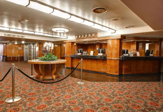 퀸 매리호 내부 모습