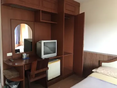 Sirimongkol Hotel Hotels in der Nähe von Wat Khok Mamuang