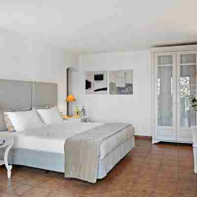 Aegean Suites, Santikos Collection Rooms