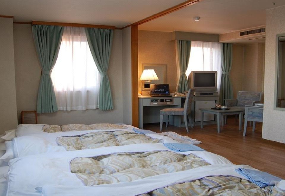 Seagrande Shimizu Station Hotel