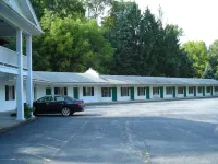 Holiday Motel Hotels in Stanhope