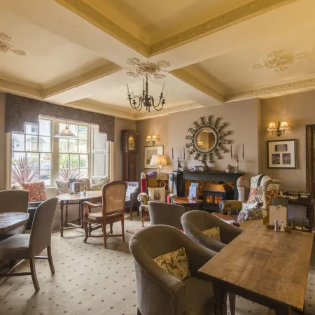 Luttrell Arms
