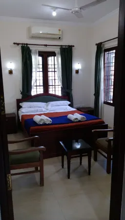 Elim Homestay Fort Kochi Отели рядом с достопримечательностью «St Francis Church»