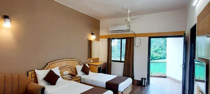 The Damodar Retreat Hotels in Bardhaman