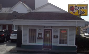 Travel Lite Motel