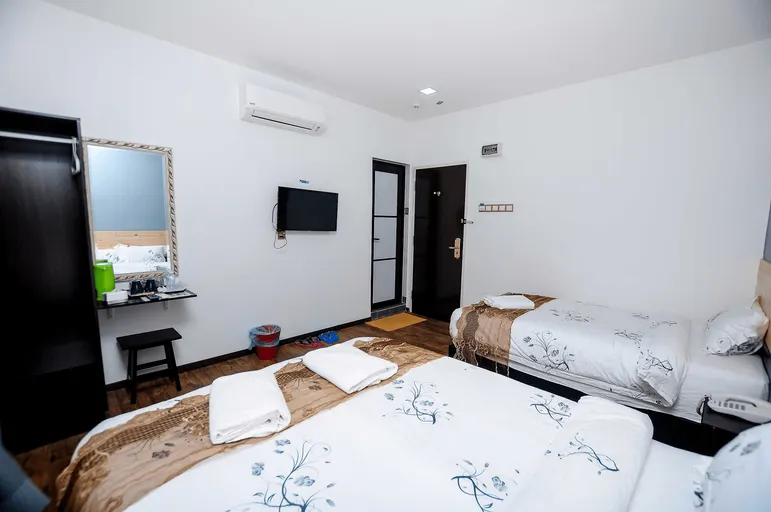 Pi Grand Hotel