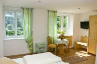 Hotel La Petite Pierre (Auberge d'Imsthal) Vosges, Alsace Hôtels à proximité de : Château des Rohan