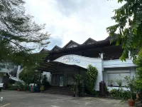 Davao Airport View Hotel Hotels near SMX Convention Center Davao