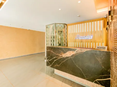 كينت باي ووتش سويتس الأماكن العامة Photos