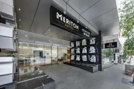 Meriton Suites Adelaide Street