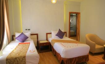 Kerawi International Hotel - Housity