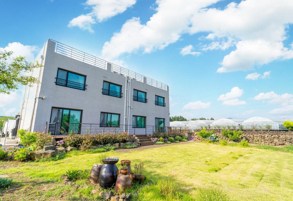 제주 춘자네 펜션 호텔 후기, 예약 서귀포 호텔 추천 | 트립닷컴