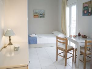 Heraklion Old Port Apartments