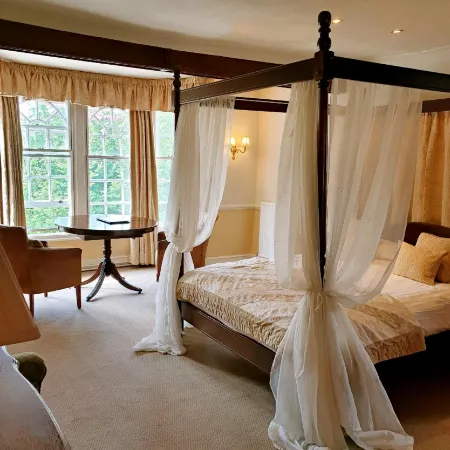 The Crown House Inn