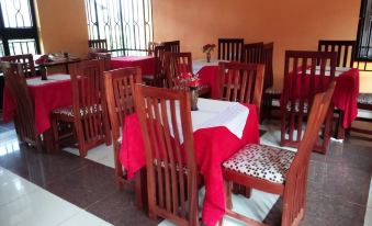 Eastward Garden Hotel - Housity