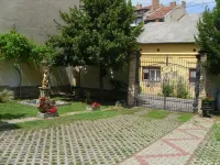 Barokk Antik Guest Hause Hotels in Kecskemet
