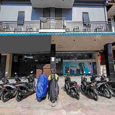 Hotel O X2 Homestay Hotel Exterior