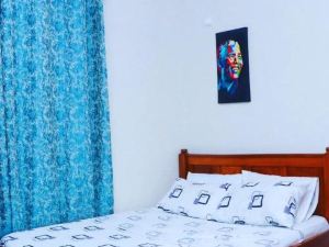 Stay.Plus Bamburi Mtambo Apartments