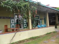 Tea Garden Holiday Inn