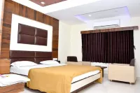 The New Holiday Inn Hotels in Mehsana