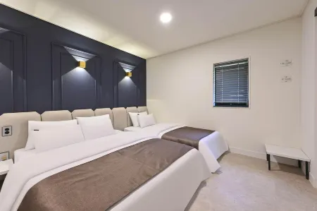 Maria Hotel Отели рядом с достопримечательностью «Будда Myeongnyun-dong, Anseong-si, Gyeonggi-do»