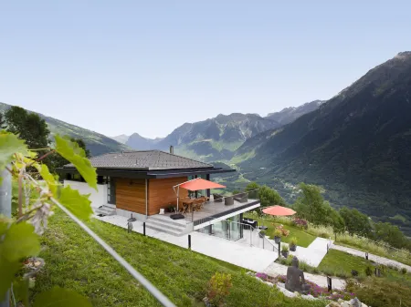 Zenkei Отели в г. Acquarossa