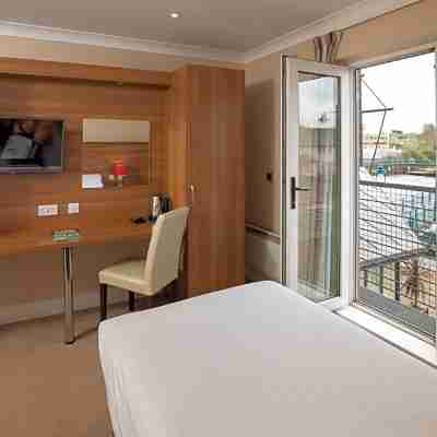 Riverside Hotel Rooms