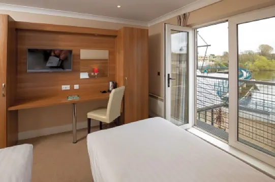 Riverside Hotel Hotels in 