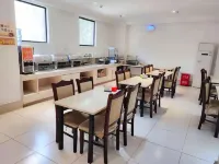 如家驛居飯店（徐州高鐵站西廣場店）