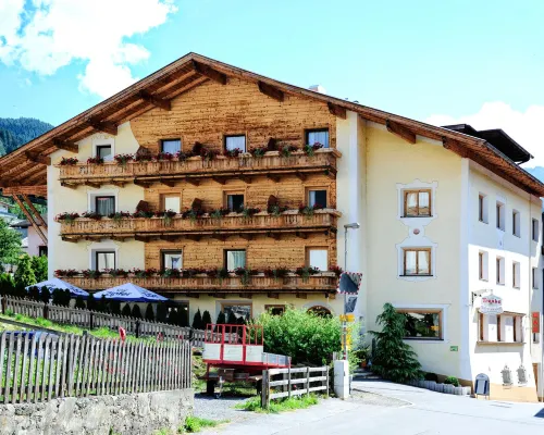 Hotel Traube Hotels in Fliess