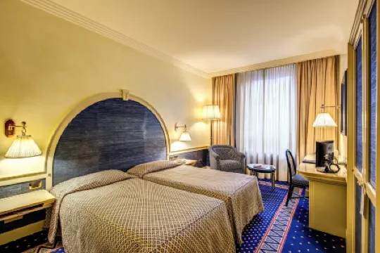 アウリーガ ホテル