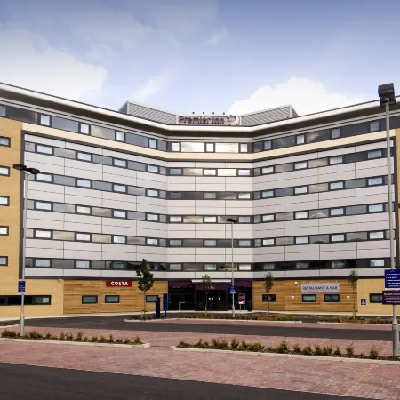 Premier Inn Manchester Airport (M56/J6) Runger Lane North