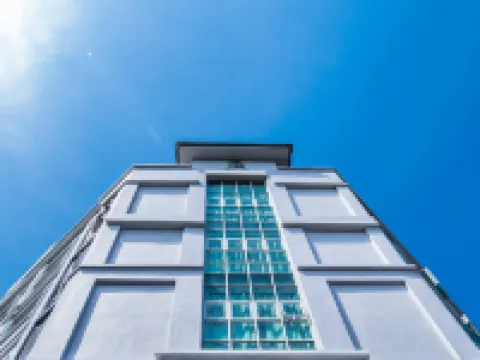 Chariton Hotel Butterworth Hotels near Butterworth Art Walk