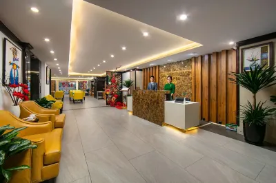 San Premium Hotel - Former Golden Cyclo Hotel The Bookworm Hanoi附近的飯店