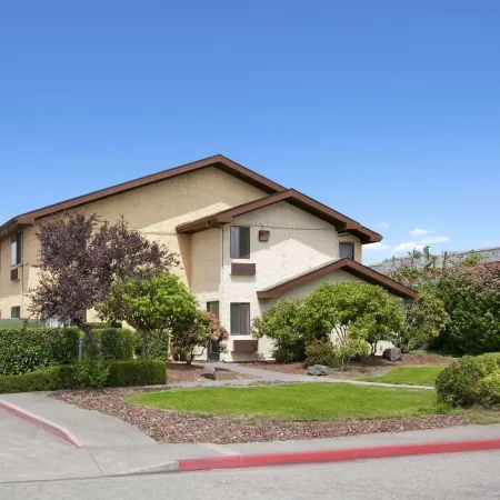 Super 8 by Wyndham Arcata