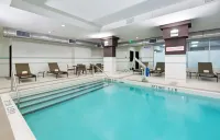 Hyatt House Denver Downtown - Kolam Renang