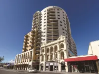 Adina Apartment Hotel Perth Barrack Plaza Hotels near Perth Train Station