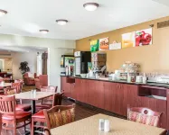 Quality Inn - Desayuno