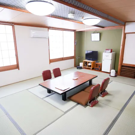 Mihama Restelle