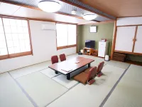 Mihama Restelle Hotels near Heda Port