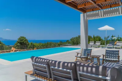 Carpe Diem Villa - Luxurious, 1.5km from the Beach