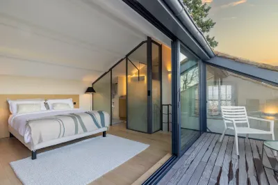 Mougins Collection - Magnificent House in the Heart of the Old Village
