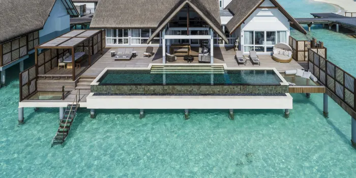 Four Seasons Resort Maldives at Landaa Giraavaru image 1