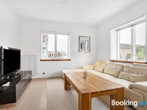 Cozy 2-bed Apartment in Aalborg