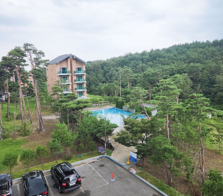 8. 속초 대명펜션 ..