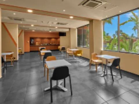 City Express Plus by Marriott Cabo San Lucas ロス・カボスのホテル