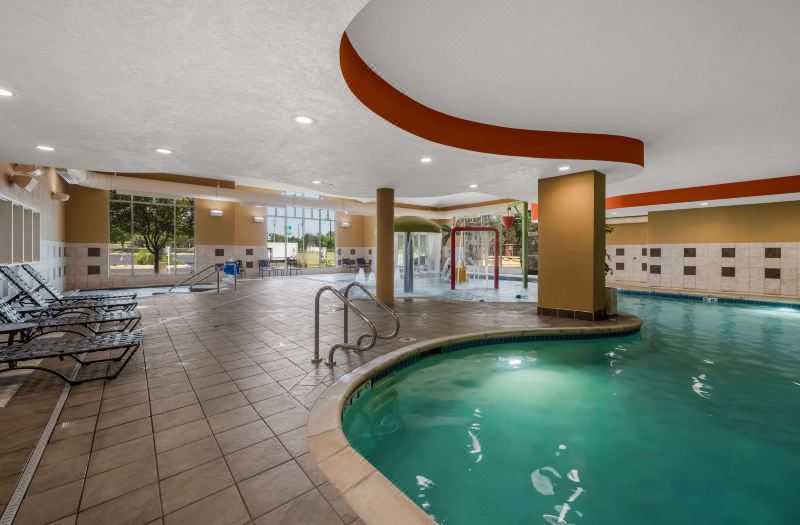 Hilton Garden Inn Rockford photo 2